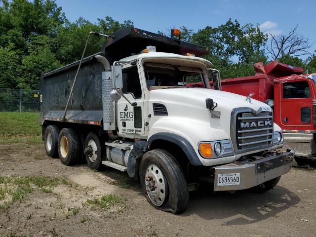  Salvage Mack 700 Cv700