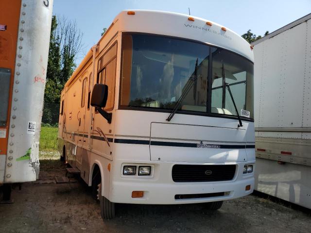  Salvage Winnebago Sightseer