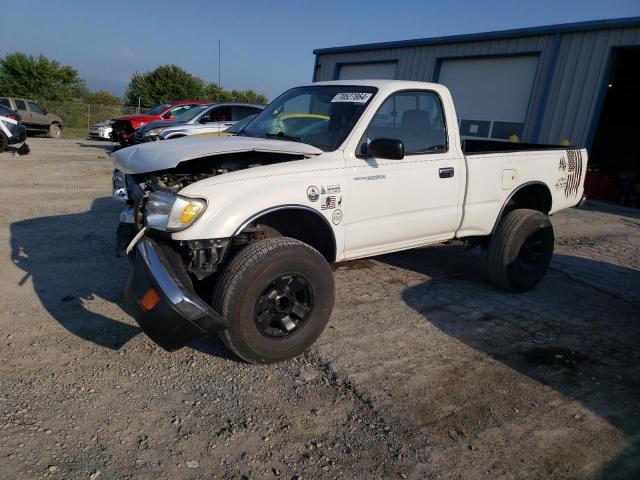  Salvage Toyota Tacoma