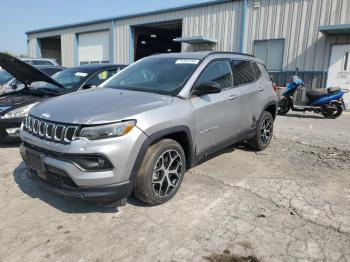  Salvage Jeep Compass