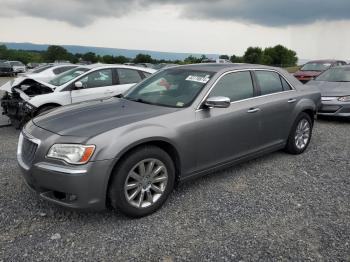  Salvage Chrysler 300