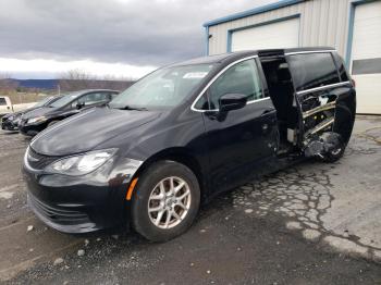  Salvage Chrysler Pacifica