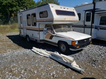  Salvage Toyota Pickup