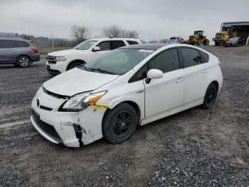  Salvage Toyota Prius