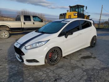  Salvage Ford Fiesta