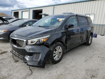  Salvage Kia Sedona