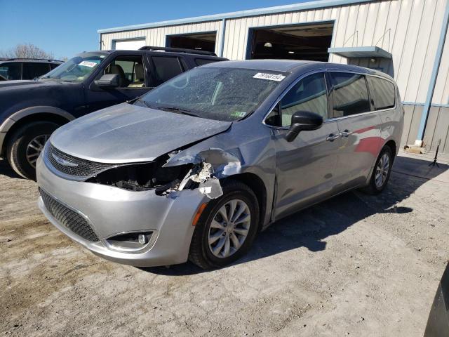  Salvage Chrysler Pacifica