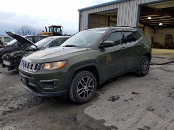  Salvage Jeep Compass