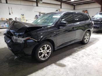  Salvage Mitsubishi Outlander