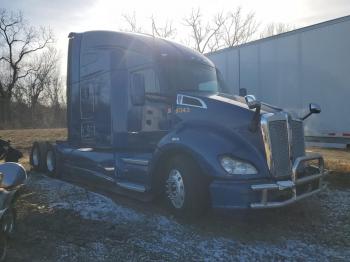  Salvage Kenworth Constructi