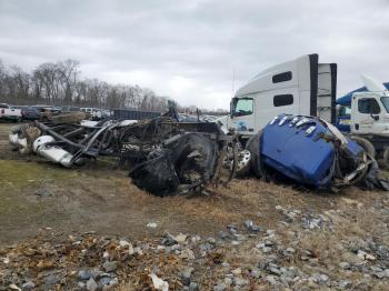  Salvage Peterbilt 379