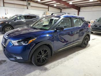  Salvage Nissan Kicks