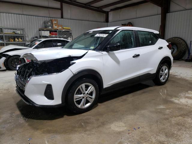  Salvage Nissan Kicks