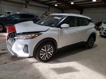  Salvage Nissan Kicks