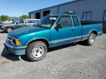  Salvage Chevrolet S-10