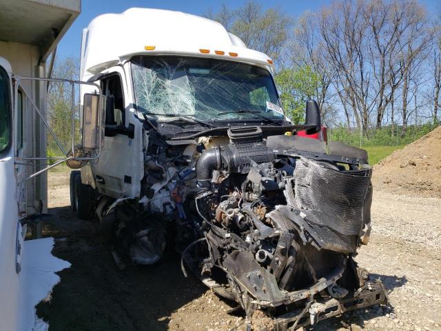  Salvage Peterbilt 579