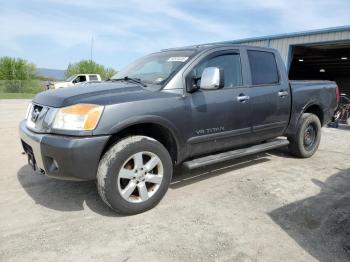  Salvage Nissan Titan