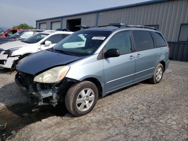  Salvage Toyota Sienna
