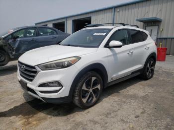  Salvage Hyundai TUCSON
