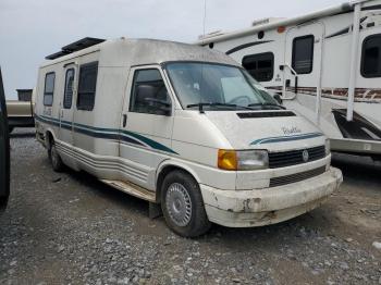  Salvage Winnebago Rialta Mot