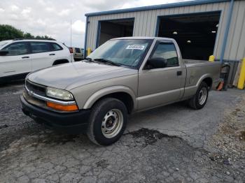  Salvage Chevrolet S-10