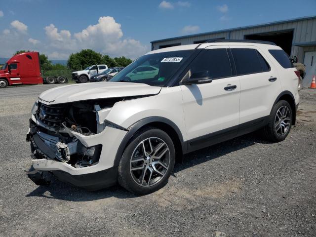  Salvage Ford Explorer