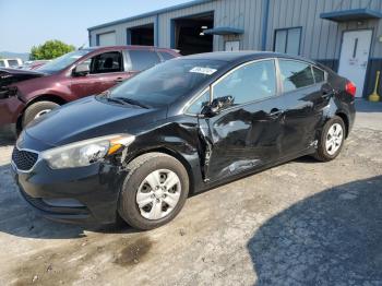  Salvage Kia Forte