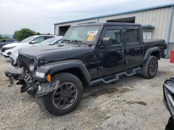  Salvage Jeep Gladiator