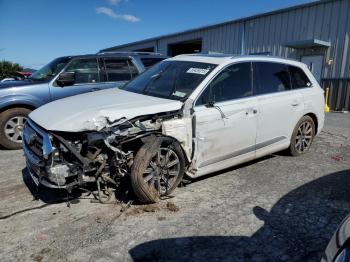  Salvage Audi Q7