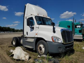  Salvage Freightliner Cascadia