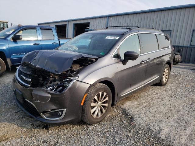  Salvage Chrysler Pacifica