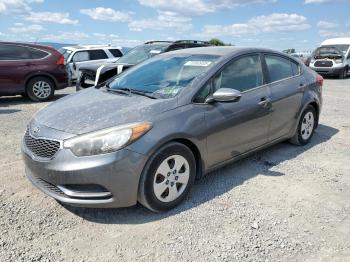  Salvage Kia Forte
