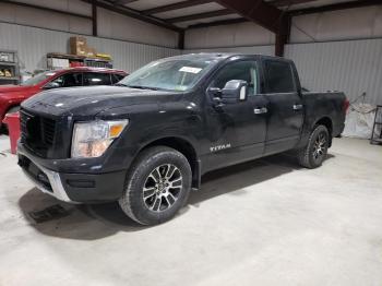  Salvage Nissan Titan