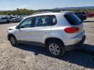 Volkswagen Tiguan S Image 4