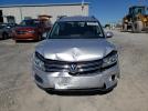 Volkswagen Tiguan S Image 3