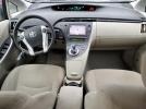 Toyota Prius Image 10