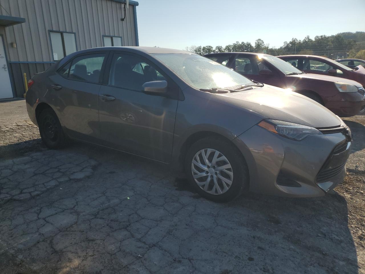 Toyota Corolla L Image 5