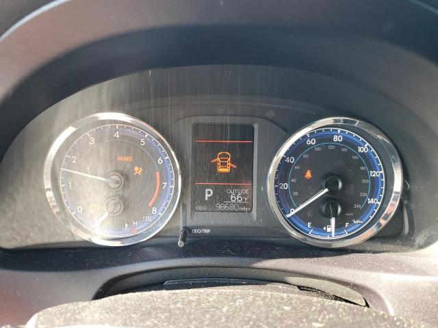 Toyota Corolla L Image 3