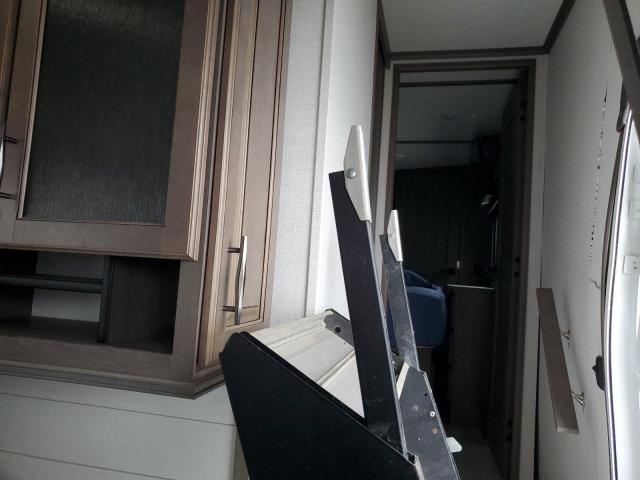 Soli Trvl Trlr Image 6