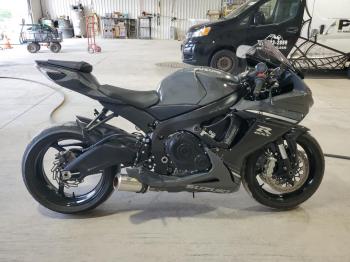  Salvage Suzuki Gsxr600