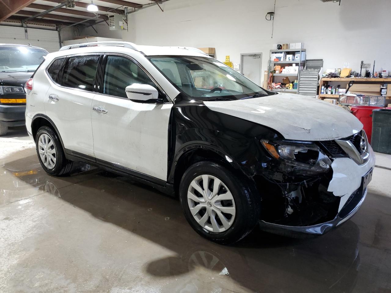 Nissan Rogue S Image 8