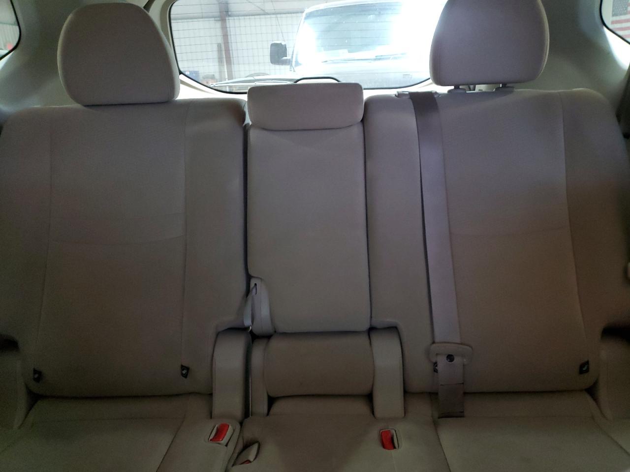 Nissan Rogue S Image 10