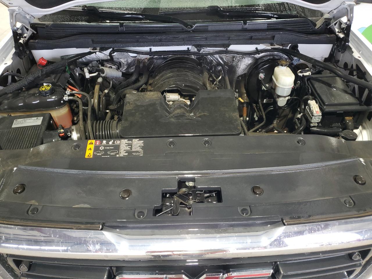 GMC Sierra C1500 Image 12