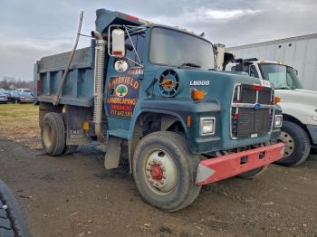  Salvage Ford L Series