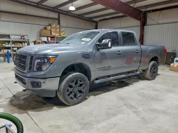  Salvage Nissan Titan