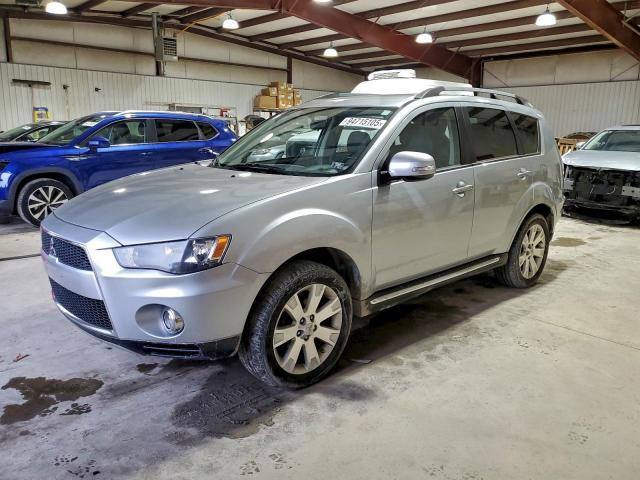  Salvage Mitsubishi Outlander