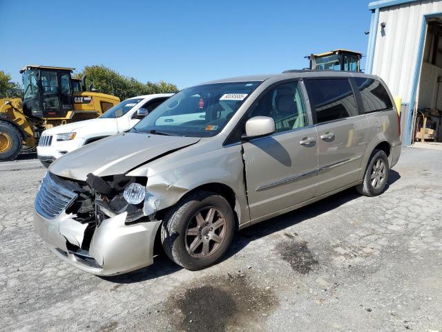  Salvage Chrysler Minivan