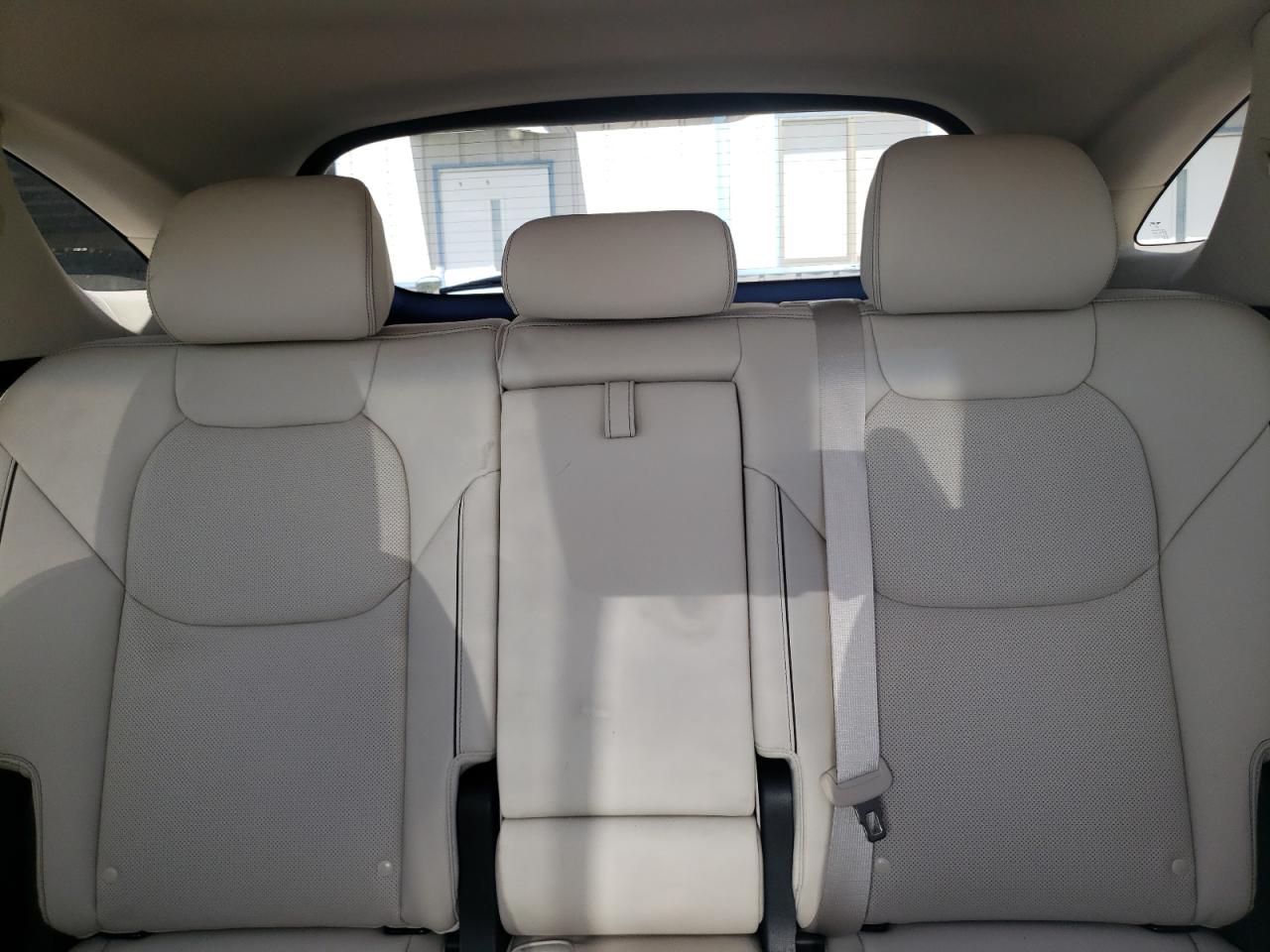 Genesis Gv70 Base Base Image 3