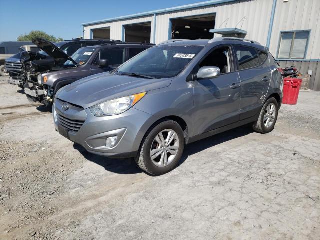  Salvage Hyundai TUCSON