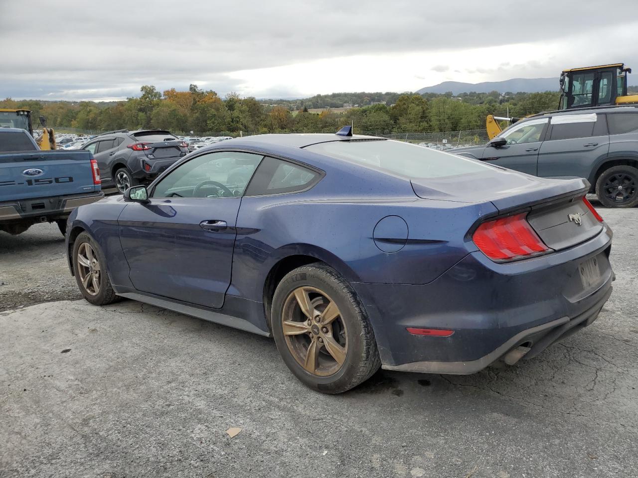 Ford Mustang Image 10